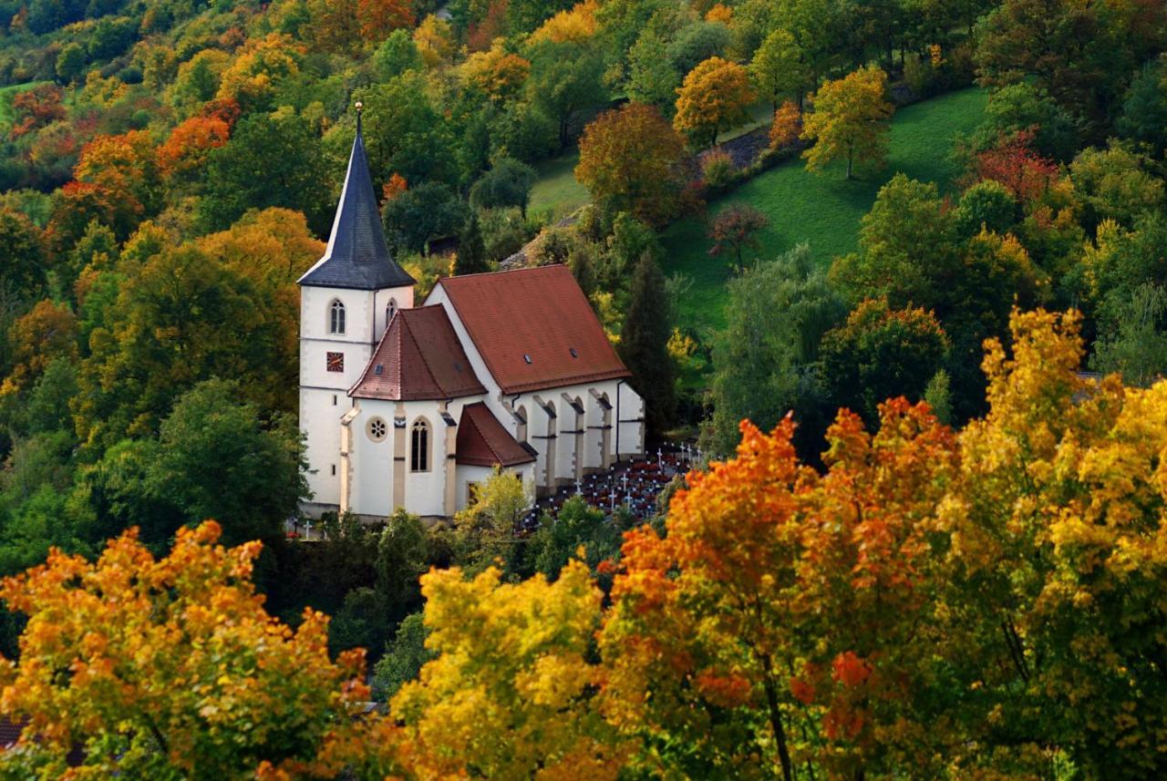 Altes Amtshaus, 3 Hotell Mulfingen Eksteriør bilde