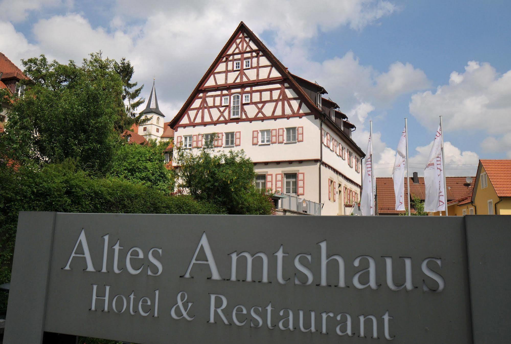 Altes Amtshaus, 3 Hotell Mulfingen Eksteriør bilde